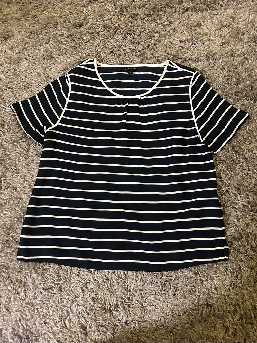 Banana Republic Navy and White Striped Short Sleeve Tee Size XS